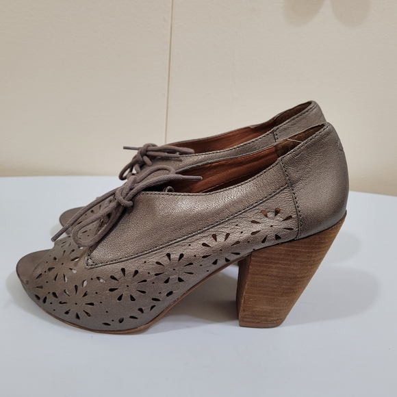 Lucky Brand peep-toe shoes - Picture 3 of 12